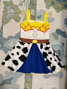 Toy Story Jessie Costume size 5 girls